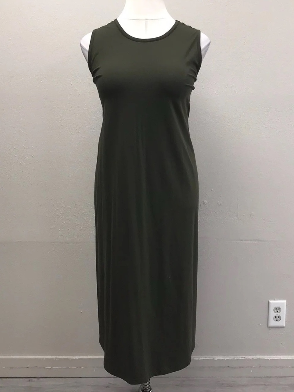 Universal Standard Sleeveless Maxi Dress - New - Size 30